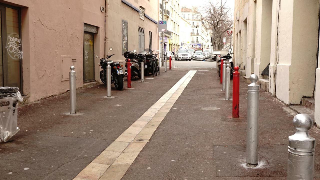 Quartier Des Createurs "La Plaine Cours Julien" Chambre Privee Dans Appartement Menage Frequent Des Parties Commune 马赛 外观 照片